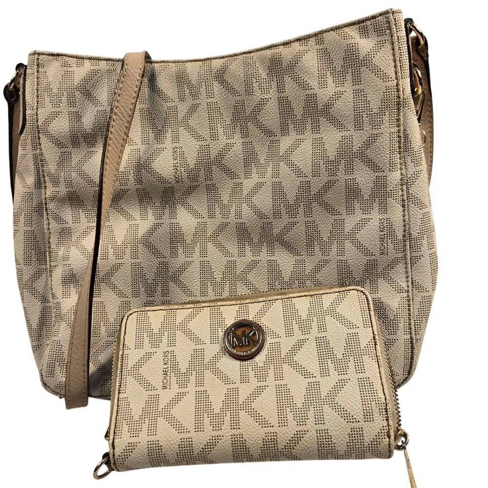 Vtg. Michael Kors Vanilla Signature Logo Crossbody Bag & Zip Wallet Set NS-1501